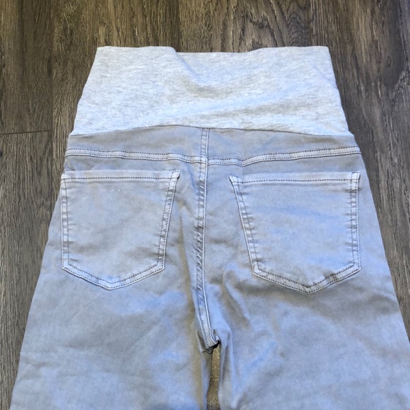 Maternity capris size XS - Picture 4 of 7